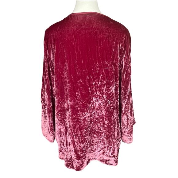 TOMMY BAHAMA‎ Medium Silk Blend Crushed Velvet Red/Pink Top 3/4 Sleeve Tie Neck - Picture 4 of 8